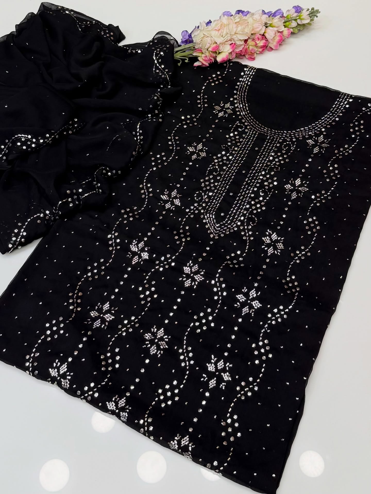 632573219_18072600047437314_2926437248995857419_n kamdani collection - Image 1